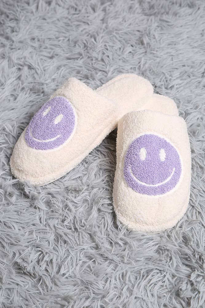 Comfy Happy Face Fuzzy Slipper: Lavender (Size 8-10 Womens)