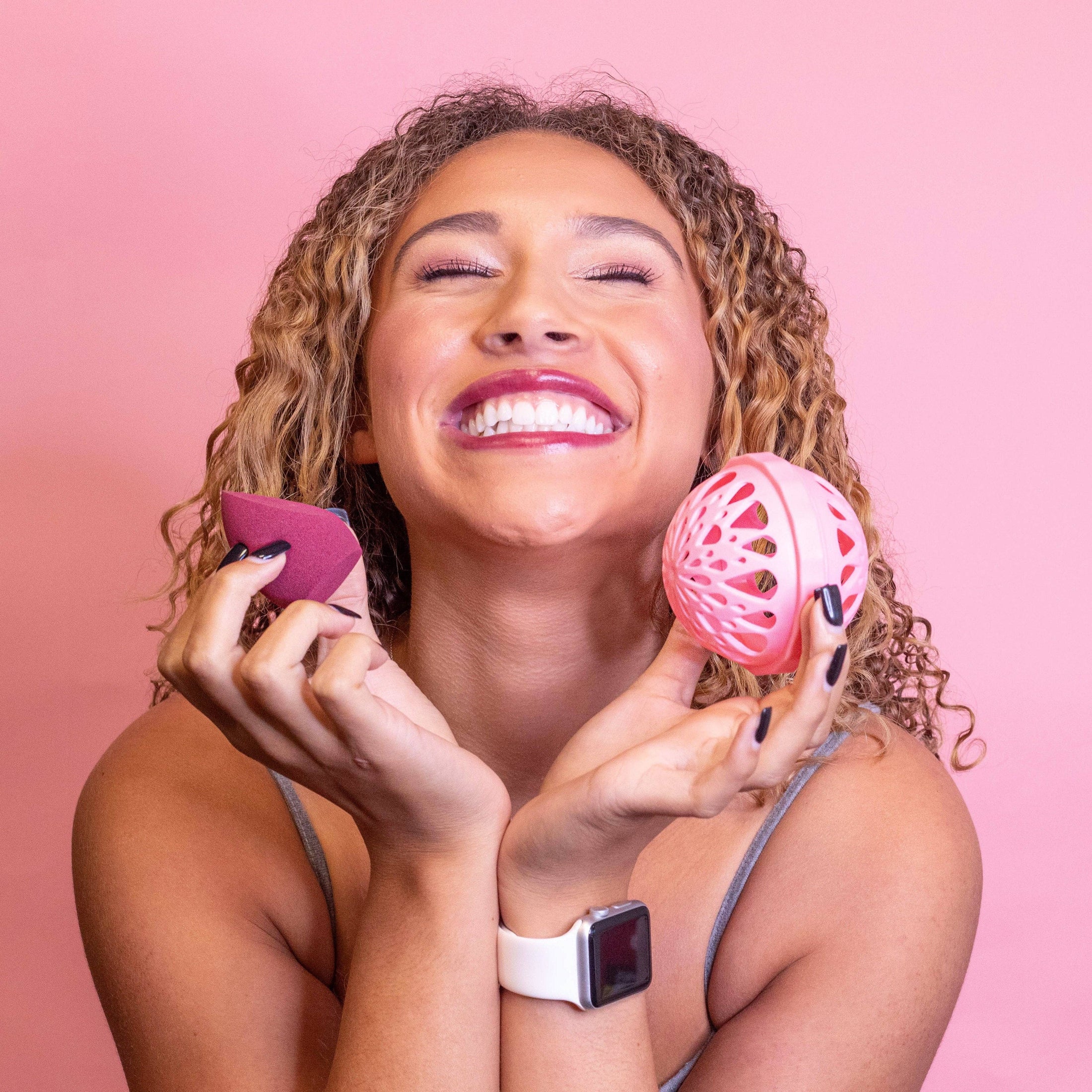 Makeup Eraser: The Sponge | Machine Washable MakeUp Blender