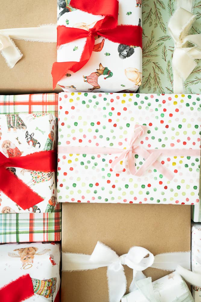 Gift Wrap: Holiday Dogs Roll