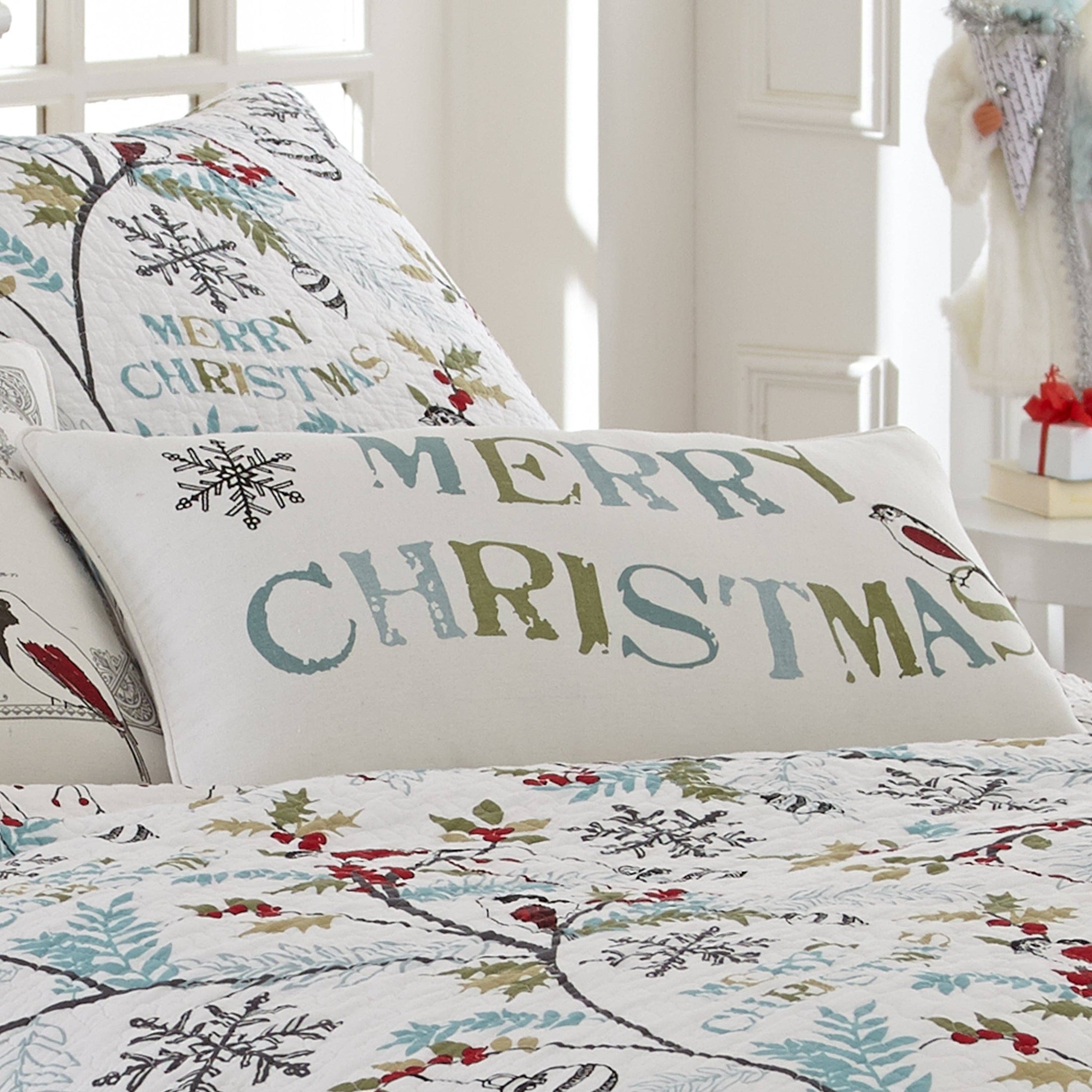 Pillow: Holly Merry Christmas Pillow