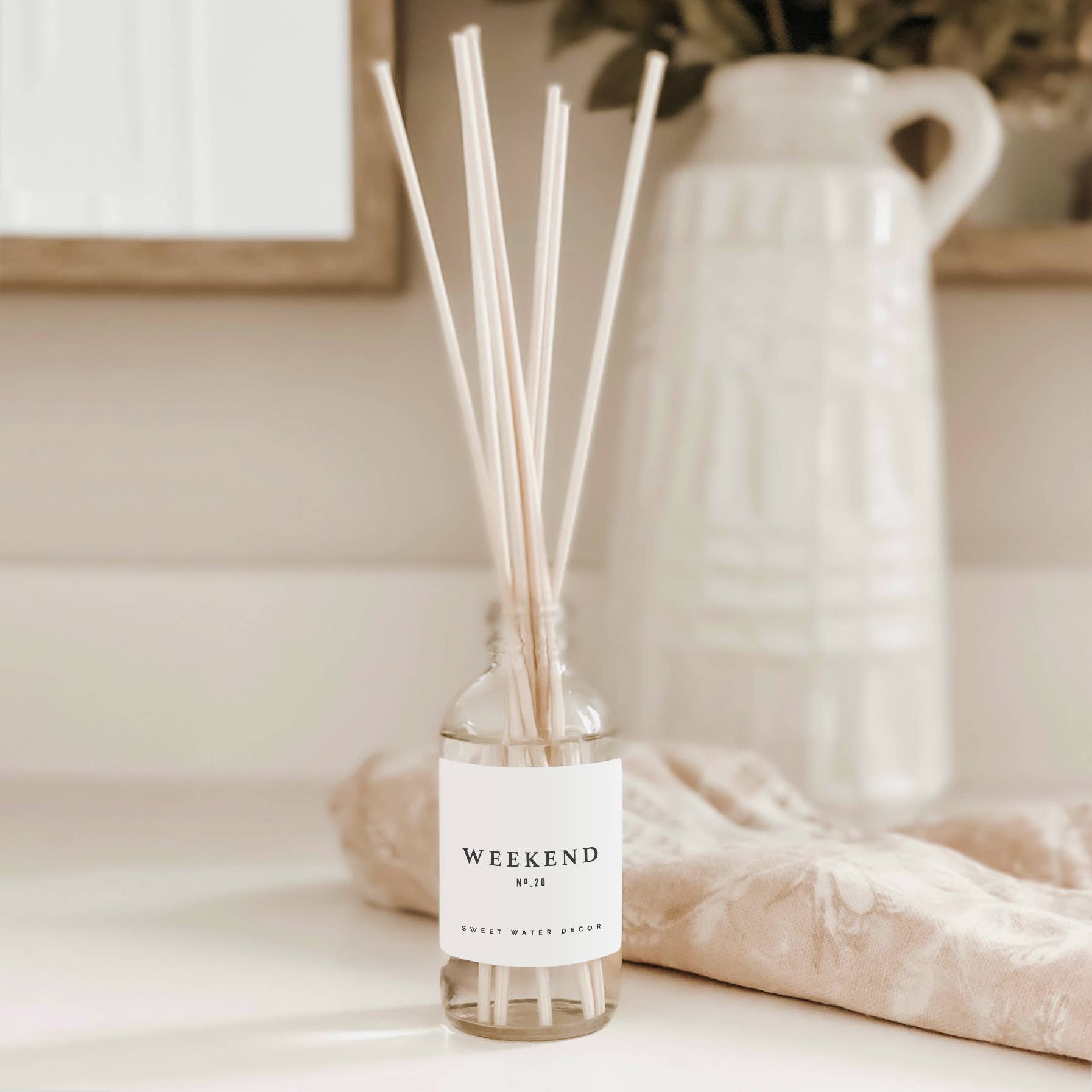 Diffuser - Weekend Reed Diffuser in Clear Jar - 3.5 oz