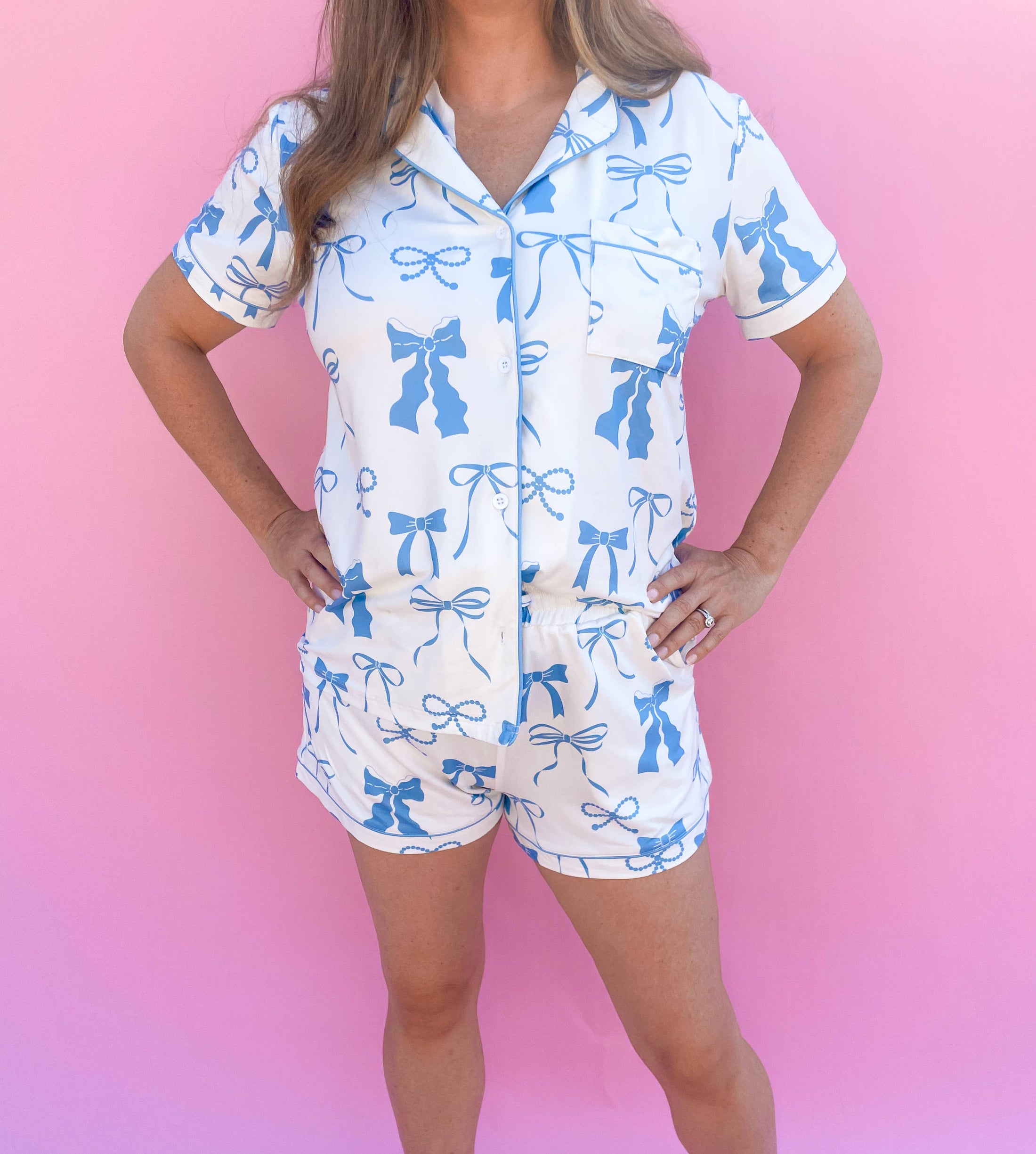 Pajama Set: Blue and Cream Bows Short Sleeve Loungewear