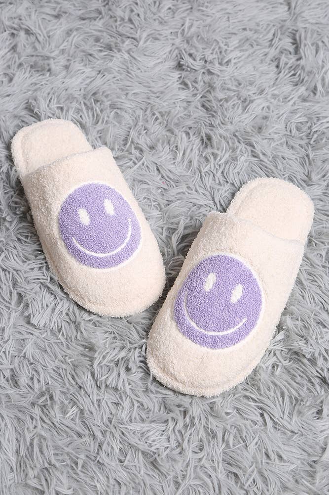 Comfy Happy Face Fuzzy Slipper: Lavender (Size 8-10 Womens)