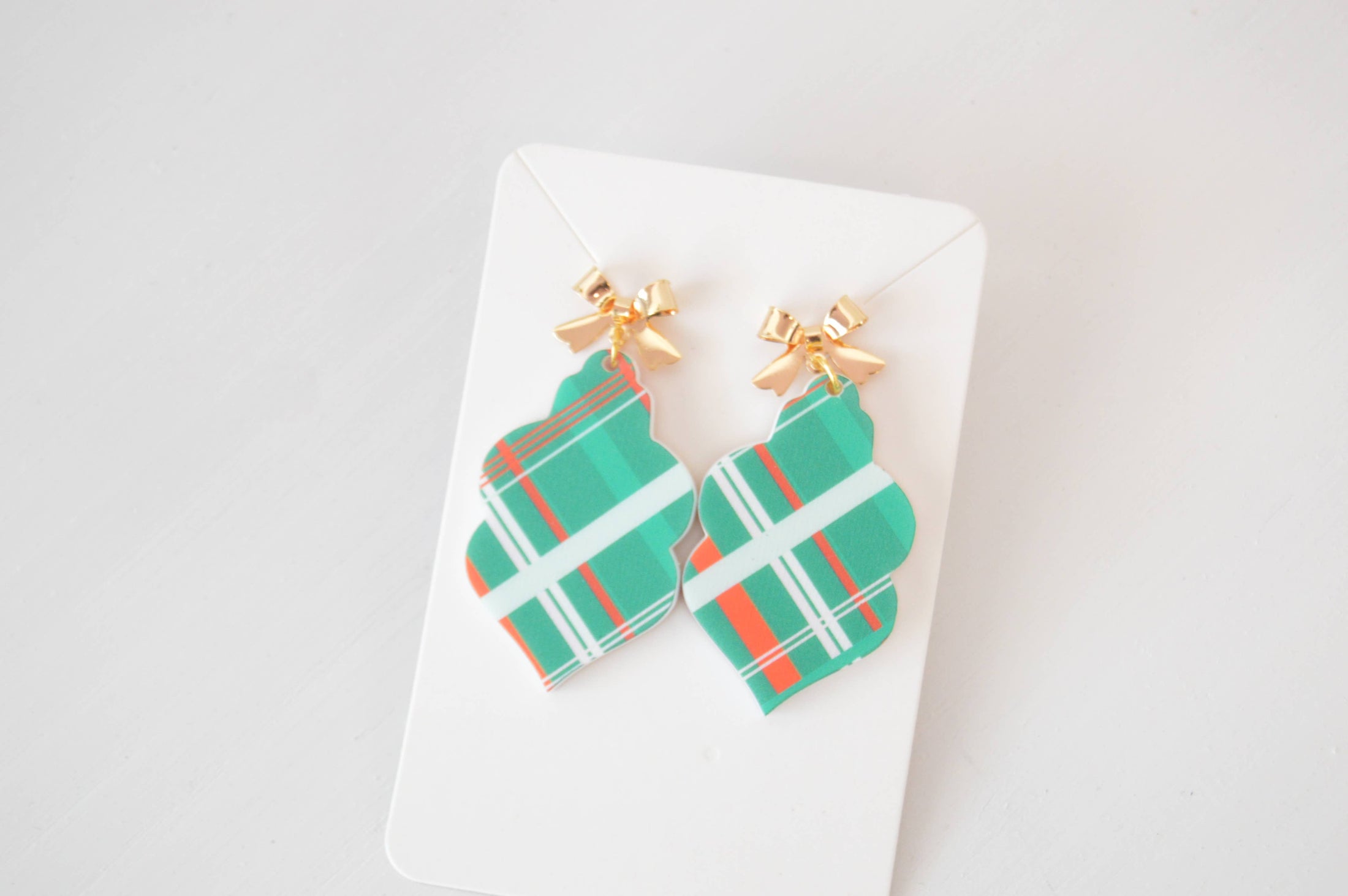 Earrings: Christmas Plaid Earrings, Bow Stud