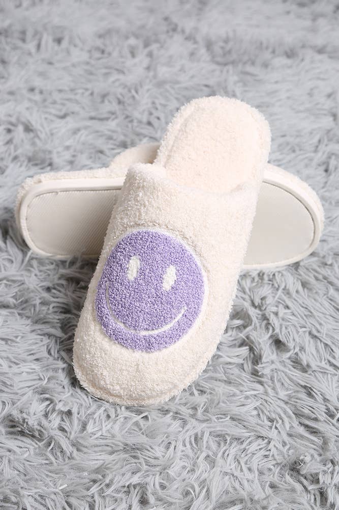 Comfy Happy Face Fuzzy Slipper: Lavender (Size 8-10 Womens)